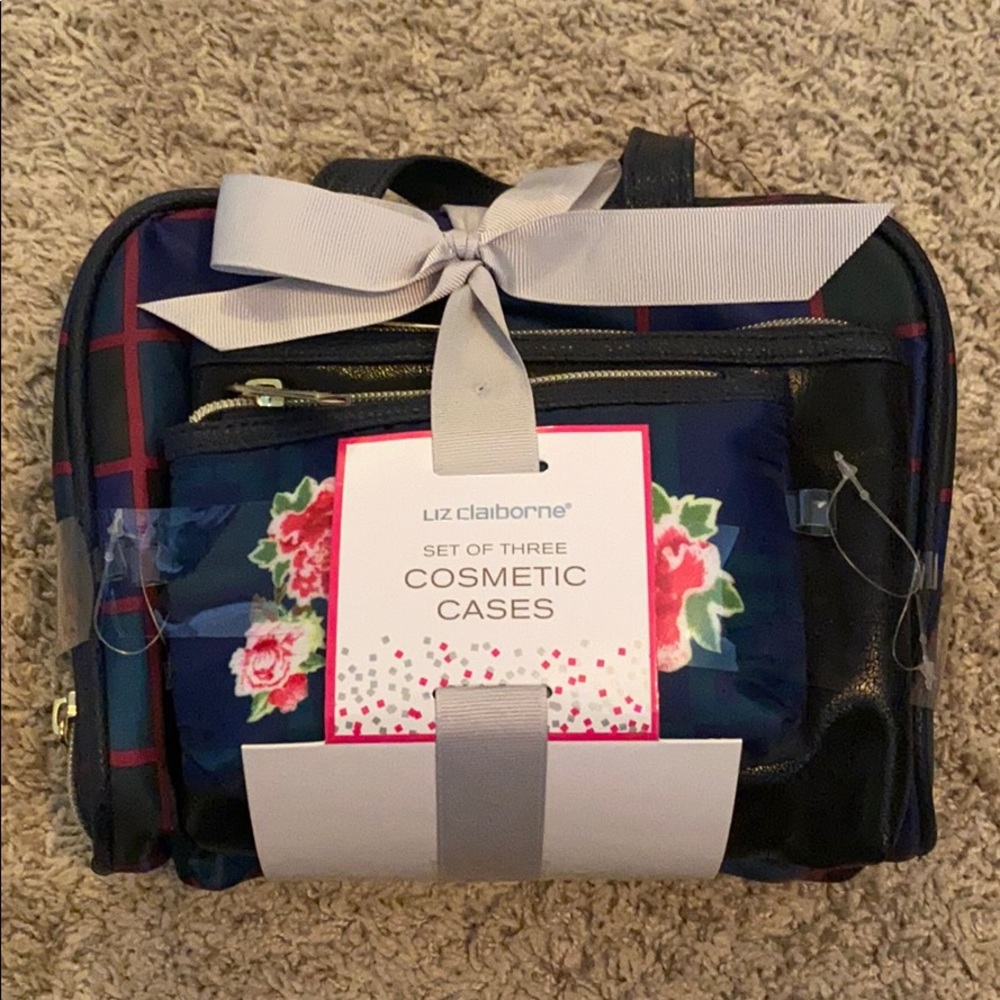 Liz Claiborne Cosmetic Cases Set of 3